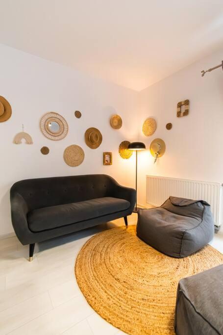 Arte - 2 Bedroom Apartment Near Coresi Mall With Free Parking براشوف المظهر الخارجي الصورة