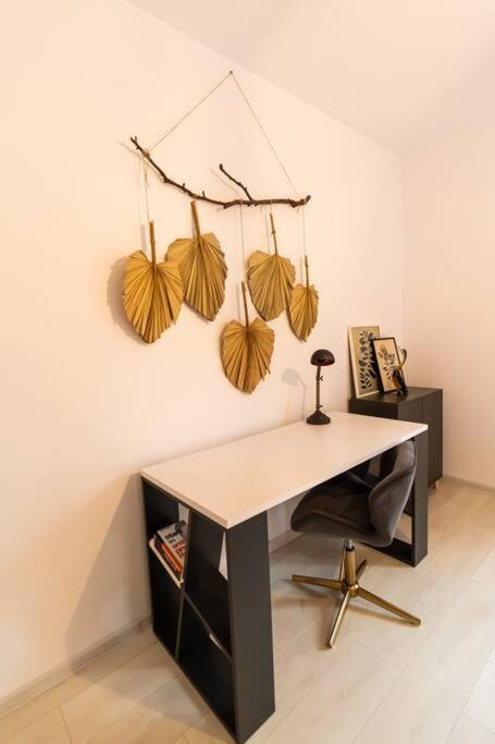 Arte - 2 Bedroom Apartment Near Coresi Mall With Free Parking براشوف المظهر الخارجي الصورة